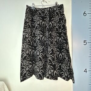 East 5th Black Skirt 8 raised black floral pattern Velvet burnout whimsigoth‎